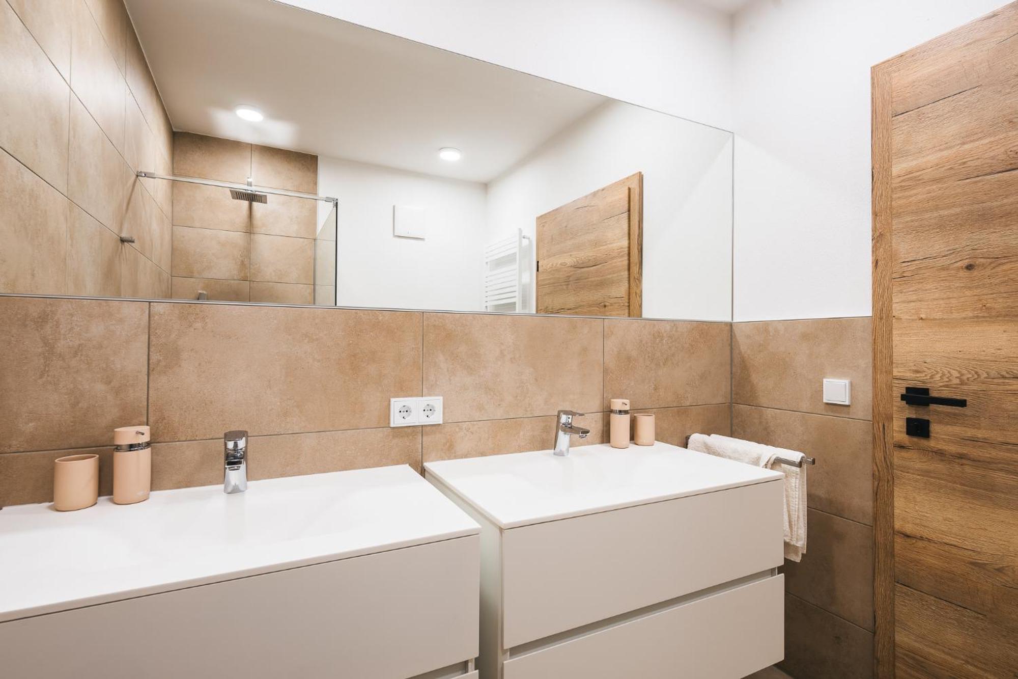 Apartments Schoeneben Улрихсберг Екстериор снимка